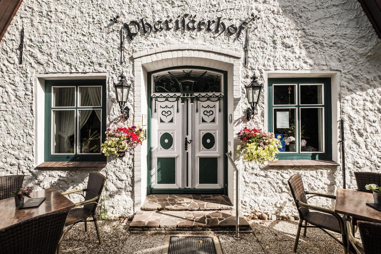 Hotel, Restaurant, Cafe Pharisaeerhof - Nordseeurlaub Mit Hund นอร์ดชตรันด์ ภายนอก รูปภาพ
