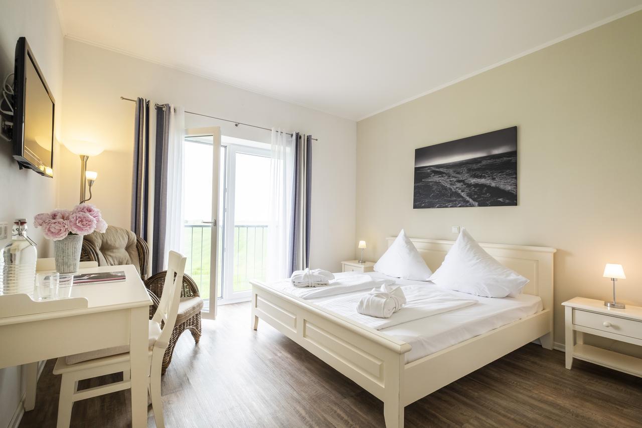 Hotel, Restaurant, Cafe Pharisaeerhof - Nordseeurlaub Mit Hund นอร์ดชตรันด์ ภายนอก รูปภาพ